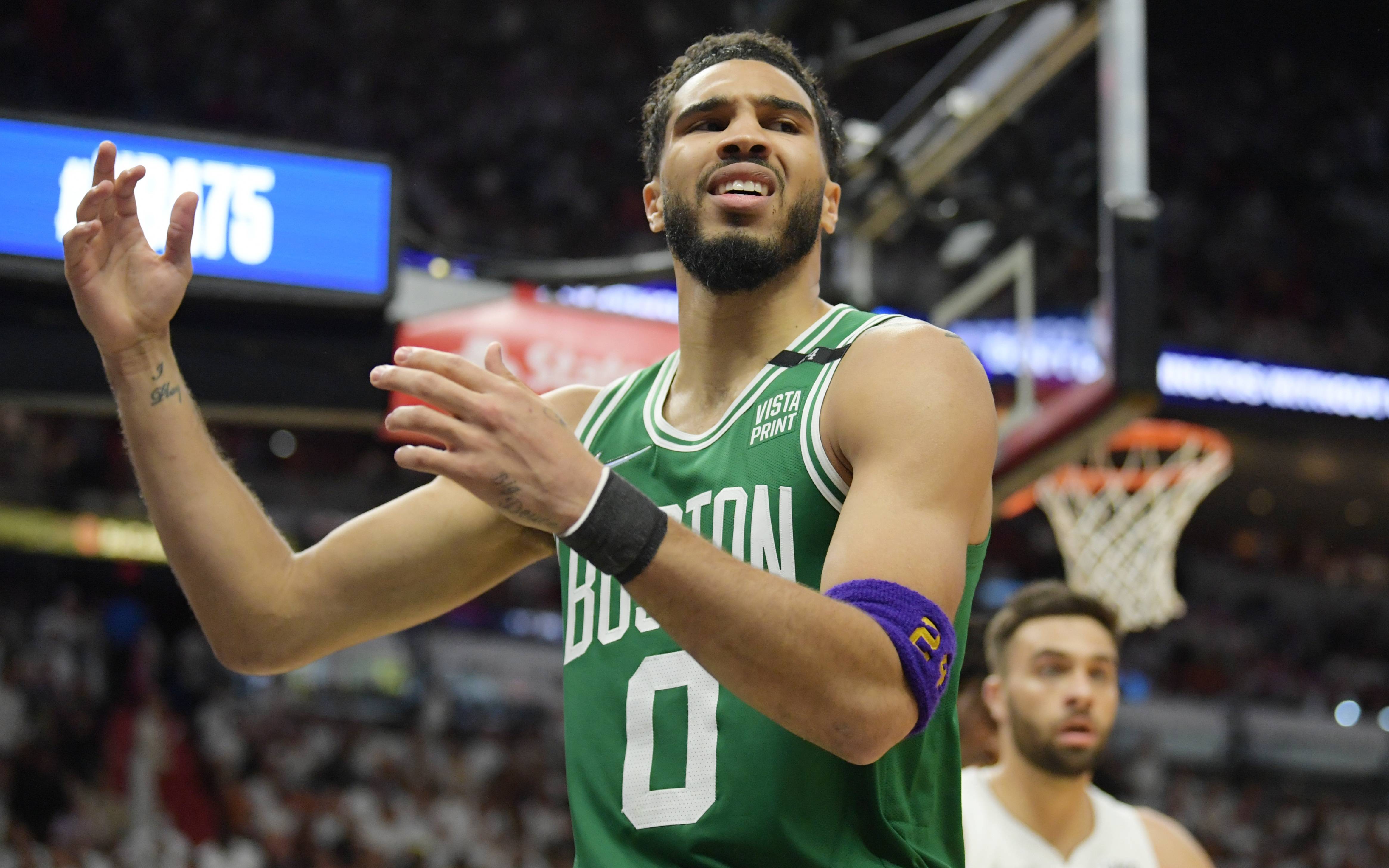 包含冲刺阶段波士顿凯尔特人篮板制胜——荷甲节点到来,赛场秩序良好,高层口径保持一致的词条 包含冲刺阶段波士顿凯尔特人篮板制胜——荷甲节点到来,赛场秩序良好,高层口径保持一致的词条