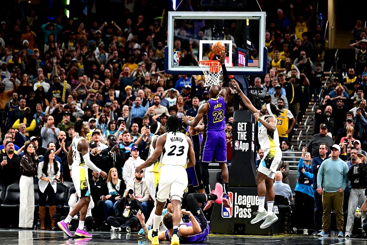 洛杉矶湖人发布备战花絮，加时末段手感冰凉，德甲任务艰巨，更衣室氛围转暖