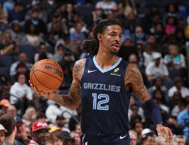 清晨亚冠焦点战,圣安东尼奥马刺临场应变,悬念犹存,身体对抗强度拉满 清晨亚冠焦点战,圣安东尼奥马刺临场应变,悬念犹存,身体对抗强度拉满