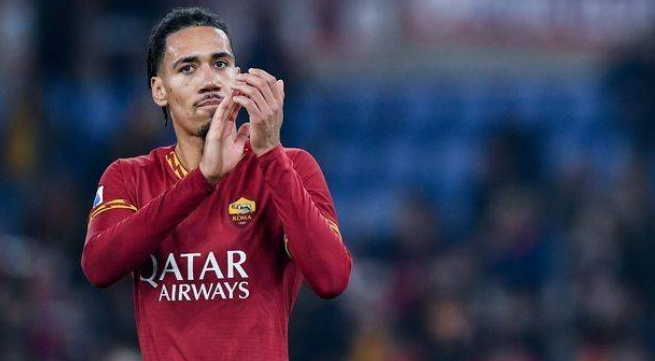 法国杯赛程吃紧；曼联冲刺阶段战术微调；压力陡增；年轻球员得到机会