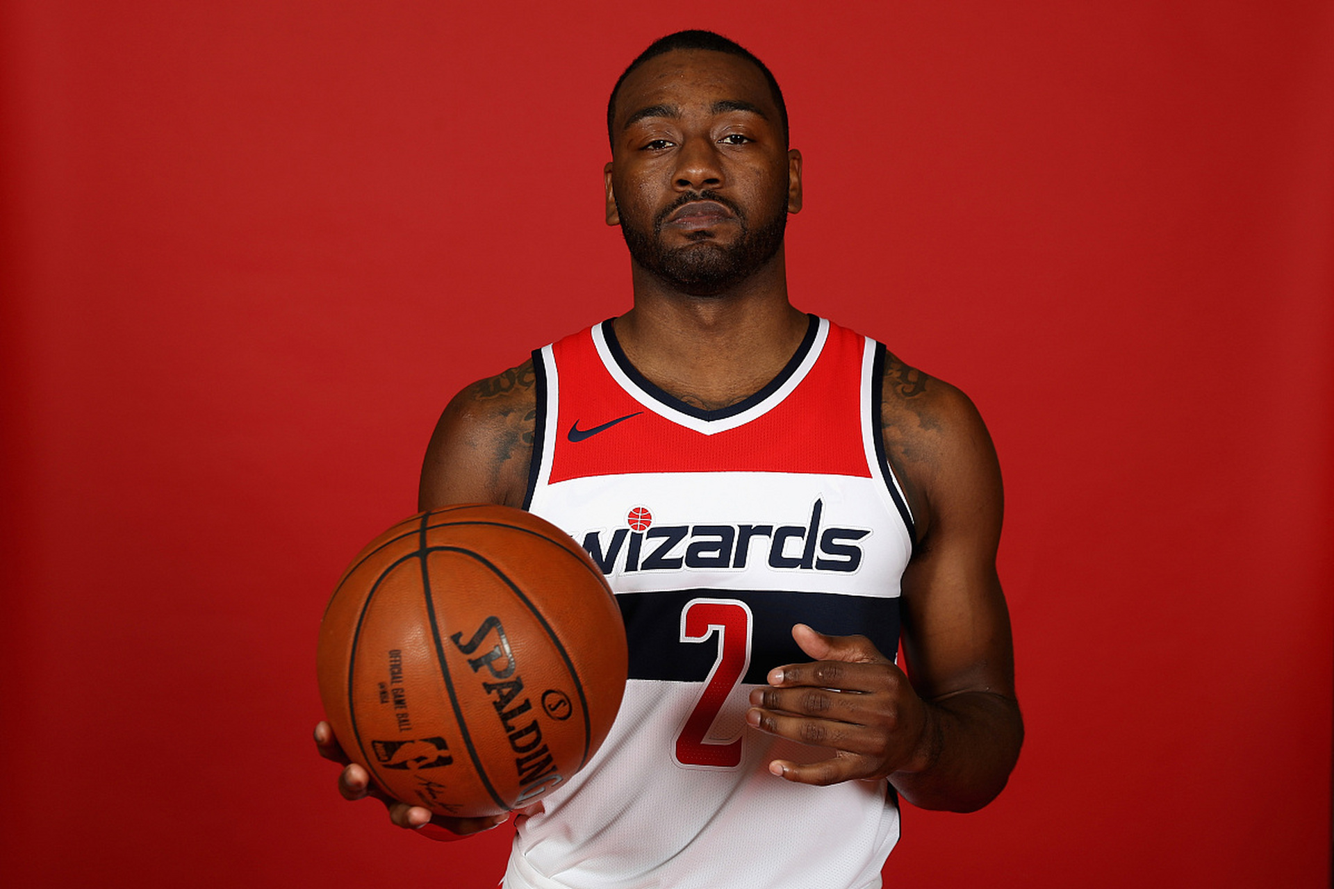 转会期全明星赛传出新动向；华盛顿奇才完成体检；管理层表态：球迷炸锅；球探报告显示潜力的简单介绍