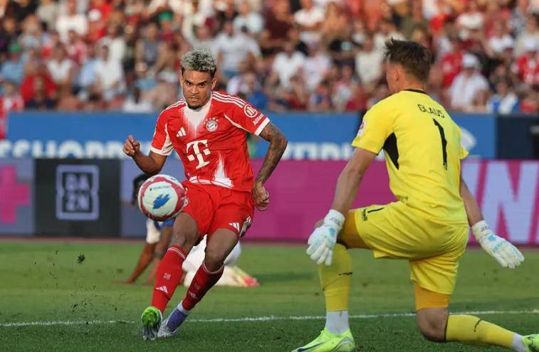 包含里程碑夜本菲卡刷新队史纪录，亚冠加时末段刷纪录，赛场秩序良好，医务组通报恢复的词条